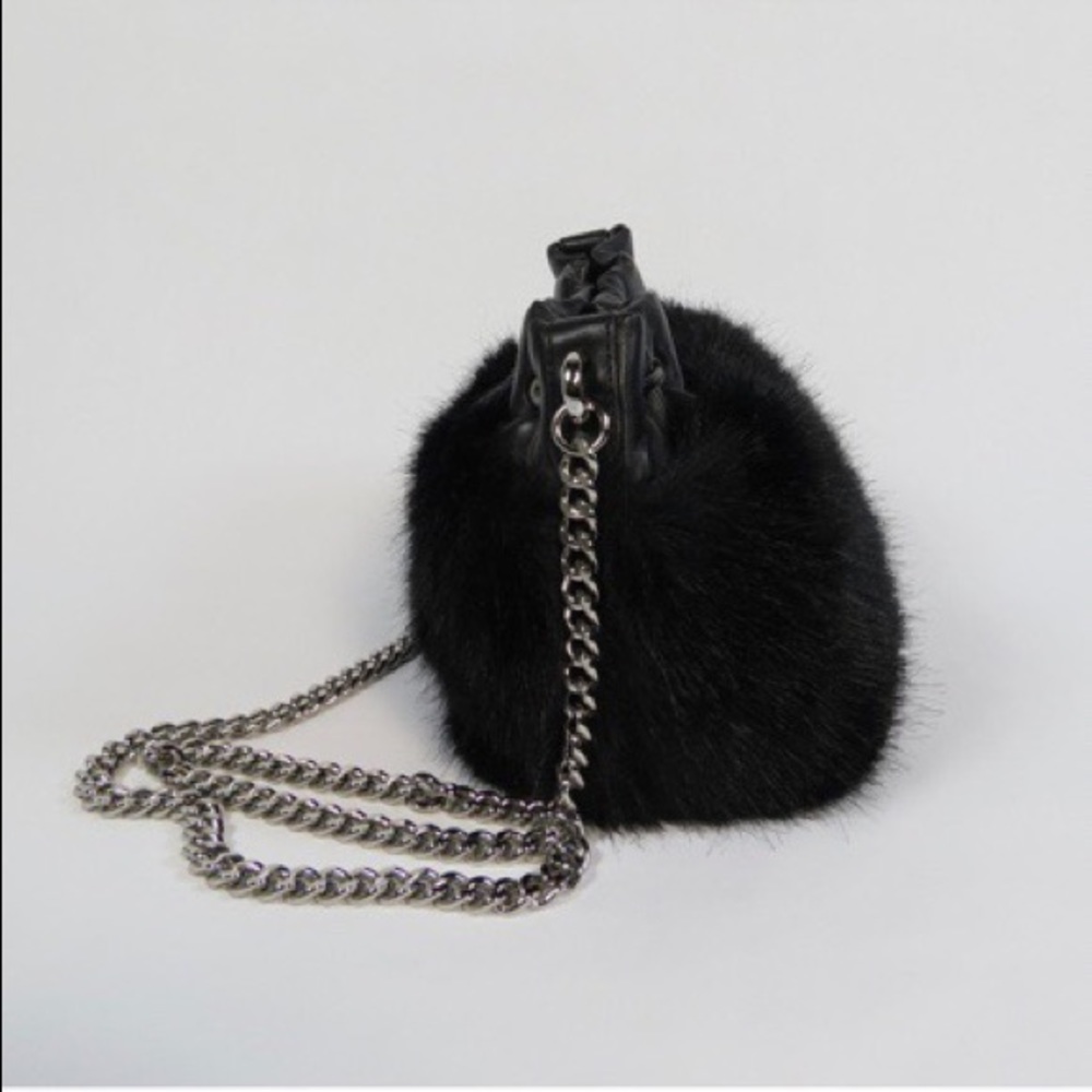 Stella Mccartney
Faux fur bucket bag